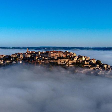 Rue Du Barri Apartment Cordes-sur-Ciel Bagian luar foto