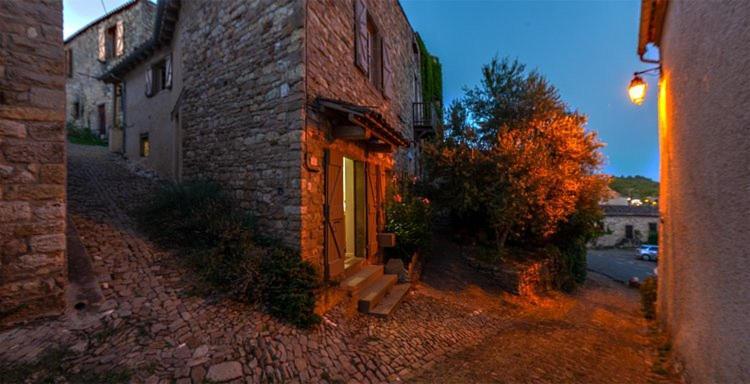 Rue Du Barri Apartment Cordes-sur-Ciel Bagian luar foto