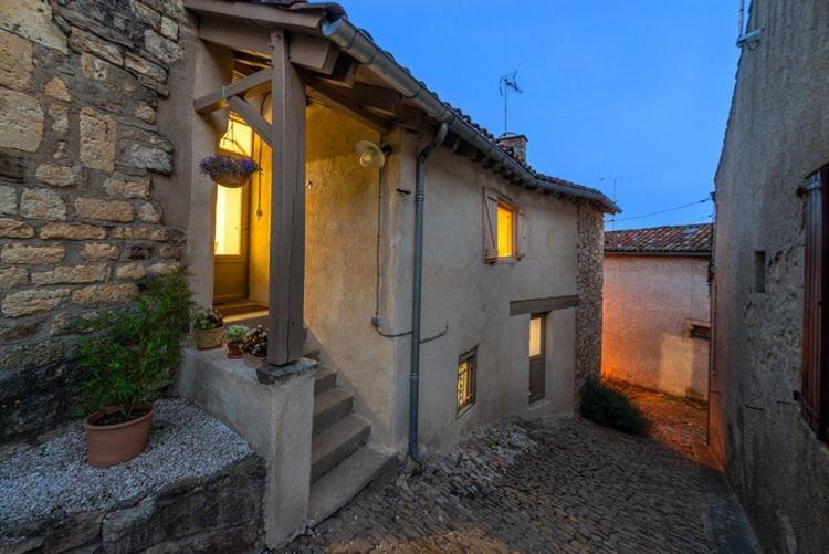 Rue Du Barri Apartment Cordes-sur-Ciel Bagian luar foto